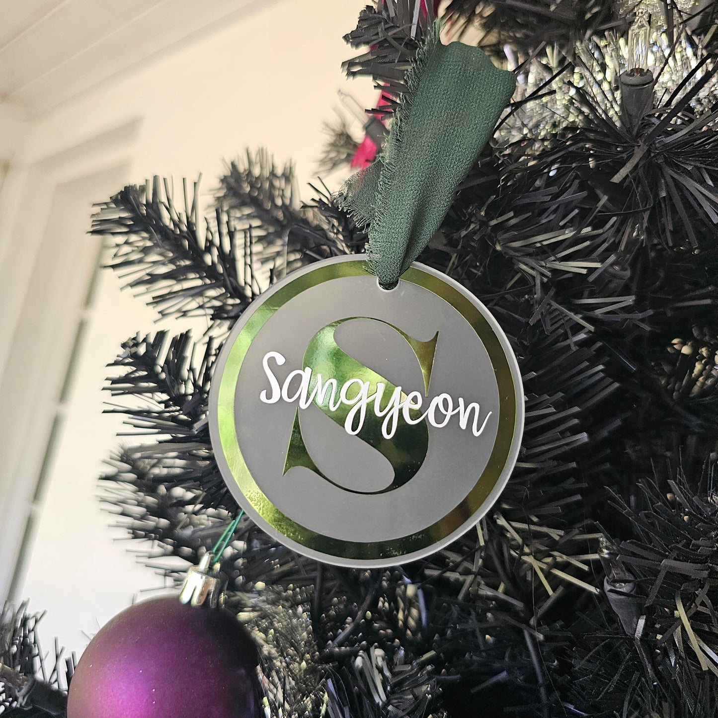 Custom K-Pop Ornaments