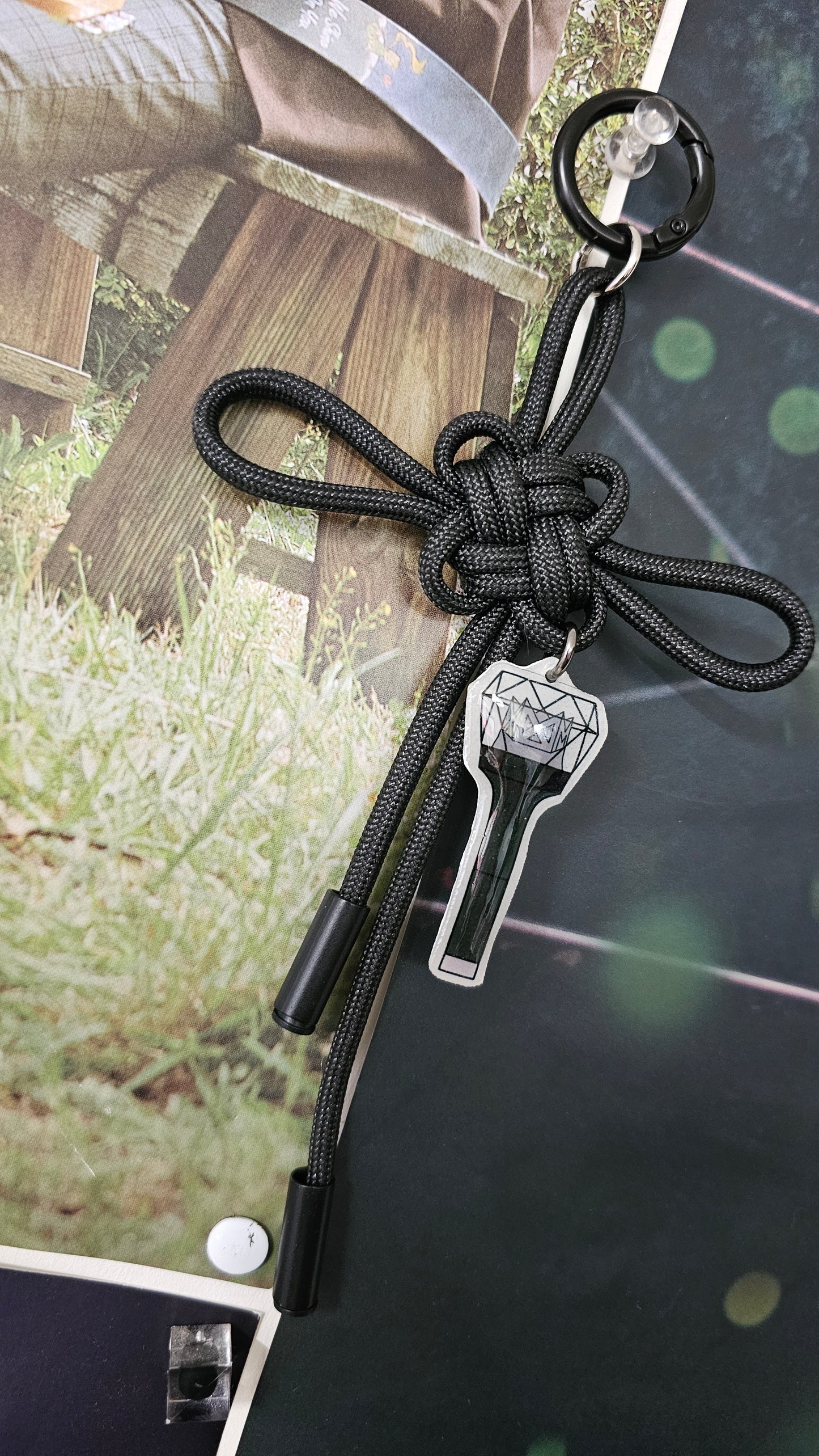 Monsta X Lucky Knot Keychain