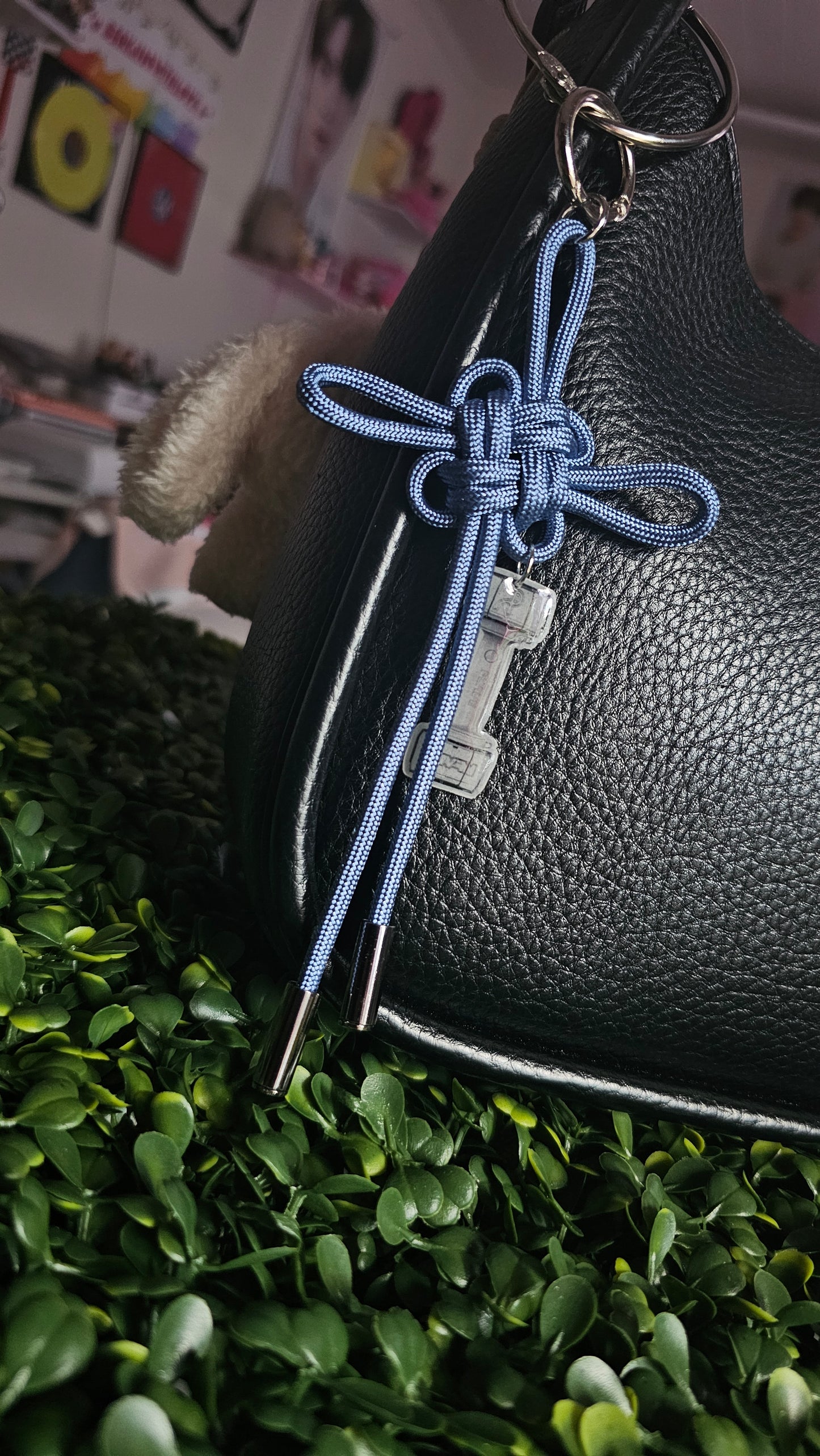 Plave Lucky Knot Keychain